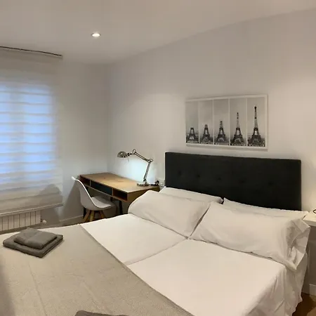 Apartamentos Santullano 2 Oviedo Zewnętrze zdjęcie